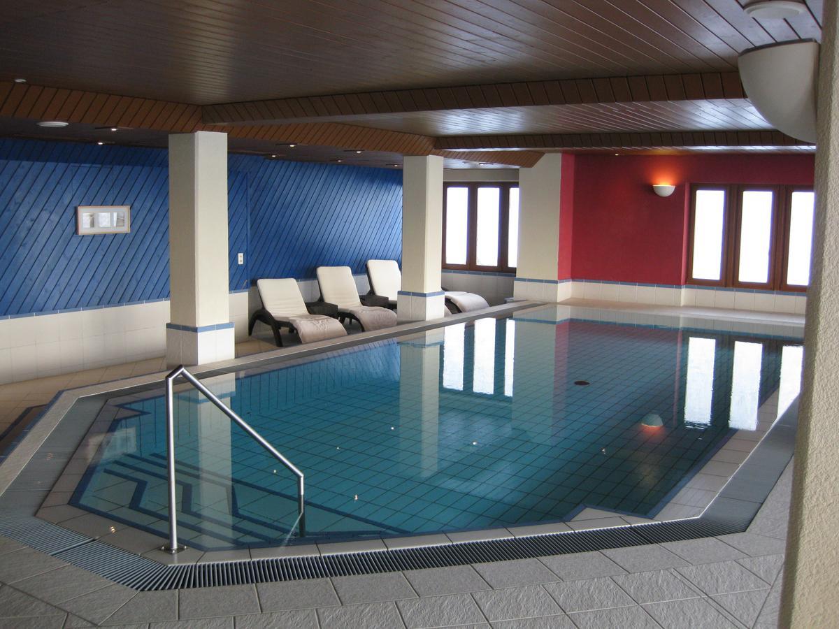 Hotel Hubertus Obergesteln Exteriér fotografie
